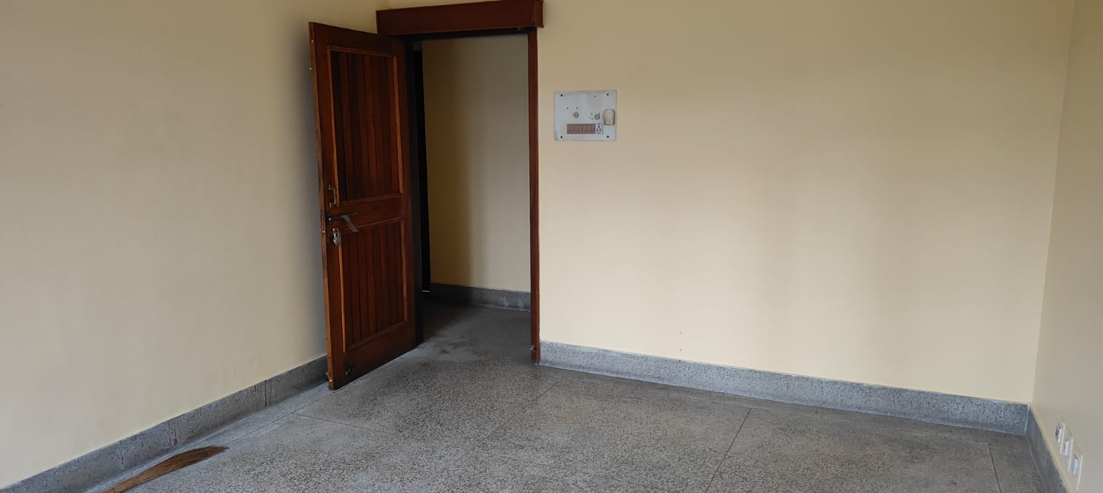 Semi Furnished 3bhk in Ratnagiri Rd, Bamunimaidan, Guwahati, Assam 781021, India for Rent